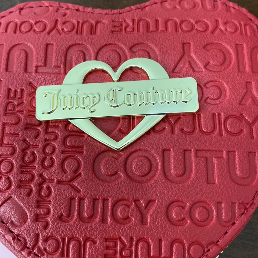 Juicy Couture scarlet red heart shaped faux leather wristlet mini bag 4.5x5x1 - Picture 2 of 8